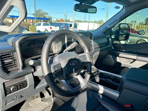 Used 2025 Ford F350 Lariat w/ Lariat Ultimate Package image 10