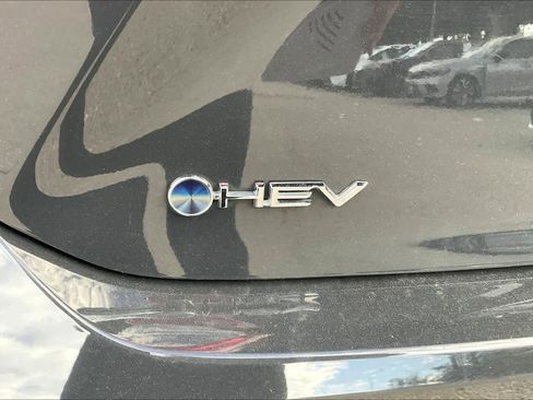 Used 2025 Toyota Camry SE FWD image 30