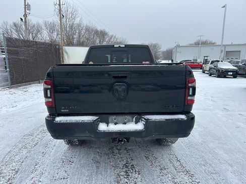 Used 2021 RAM 2500 Laramie w/ Night Edition image 8