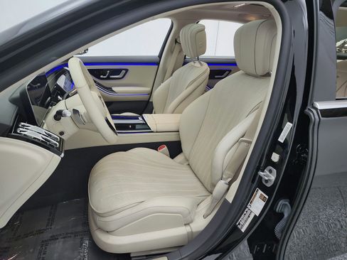 Certified 2023 Mercedes-Benz S 500 4MATIC image 11