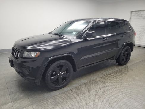 Used 2014 Jeep Grand Cherokee Altitude image 2