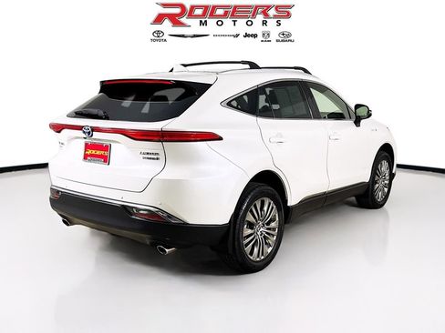 Certified 2021 Toyota Venza Limited w/ Advanced Technology Package AWD/4WD image 13