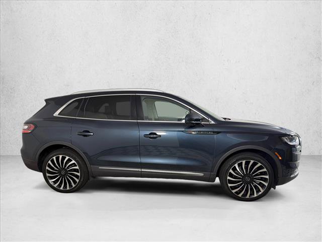 Used 2023 Lincoln Nautilus Black Label w/ Class II Trailer Tow Package AWD/4WD image 4