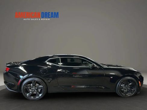 Used 2023 Chevrolet Camaro LT RWD image 6