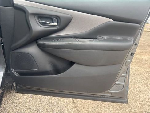 Used 2024 Nissan Murano SV image 9