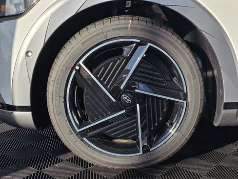 New 2026 Hyundai Ioniq 5 Limited image 11
