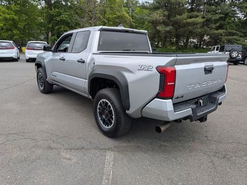 Used 2024 Toyota Tacoma TRD Off-Road AWD/4WD image 8