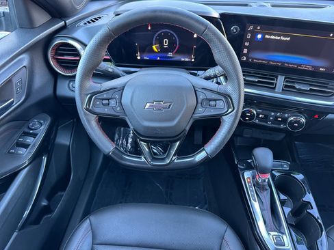 Used 2024 Chevrolet Trax RS w/ Driver Confidence Package image 14