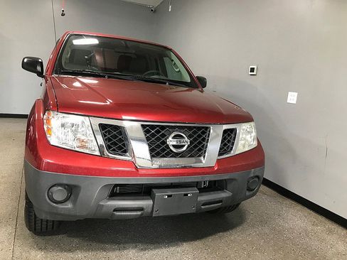 Used 2014 Nissan Frontier S image 8