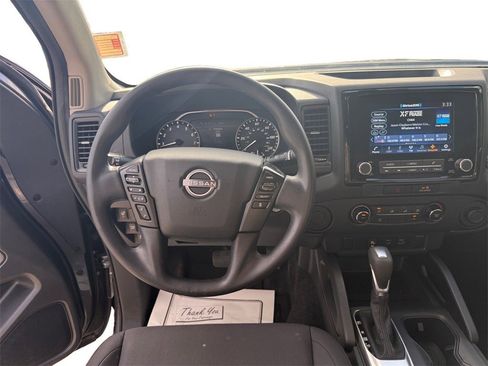 Used 2022 Nissan Frontier S w/ Technology Package image 12