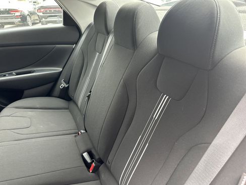 Used 2024 Hyundai Elantra SEL image 23