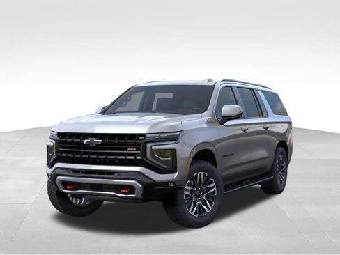 New 2026 Chevrolet Suburban Z71 w/ Comfort Package AWD/4WD image 6