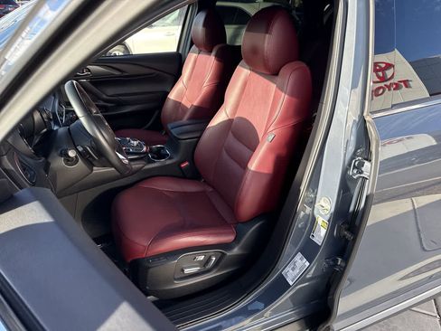 Used 2022 MAZDA CX-9 Carbon Edition image 11