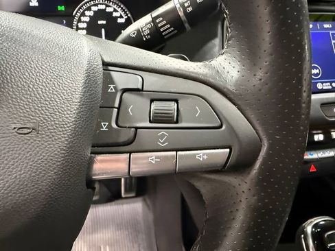 Used 2022 Cadillac XT4 Sport w/ Safety Alert Package AWD/4WD image 12