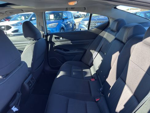 Certified 2020 Nissan Altima 2.5 SV image 32