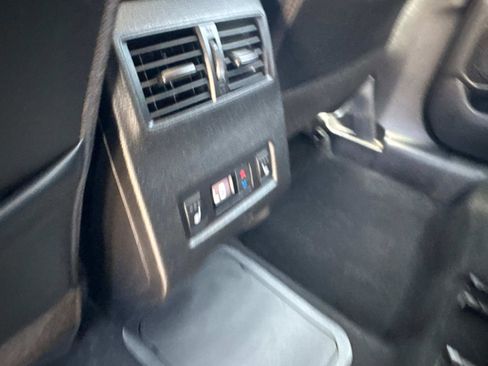 Used 2023 Mitsubishi Outlander SEL image 14