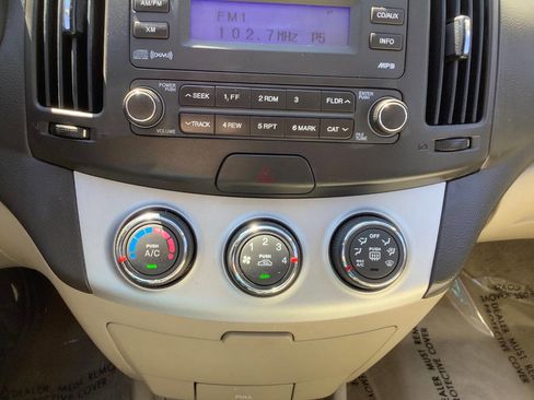 Used 2008 Hyundai Elantra SE FWD image 32