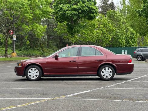 Used 2004 Lincoln LS RWD image 2