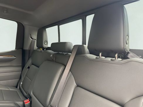 New 2026 GMC Sierra 1500 Elevation w/ Elevation Premium Package AWD/4WD image 25