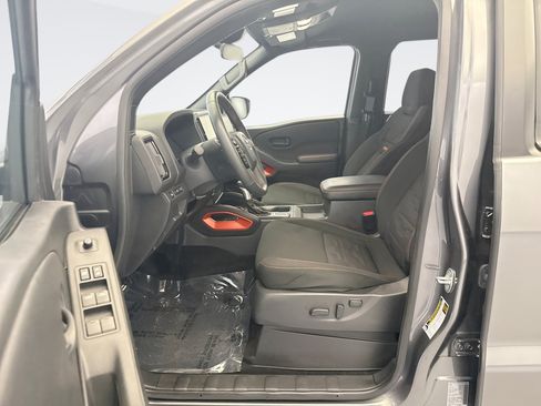 Used 2026 Nissan Frontier PRO-4X AWD/4WD image 10