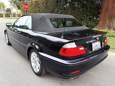 Used 2005 BMW 325Ci Convertible image 8