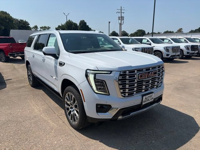 New 2026 GMC Yukon XL Denali w/ Sun & Power Step Package AWD/4WD image 8