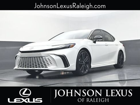 Used 2025 Toyota Camry XSE w/ Premium Plus Package FWD image 18