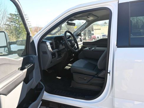 New 2026 Ford F350 XLT w/ 360-Degree Camera Package image 14