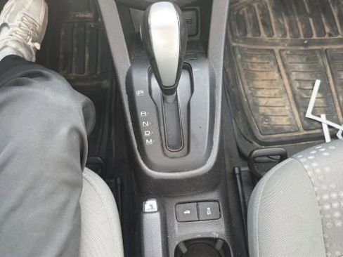 Used 2017 Chevrolet Sonic LS image 13