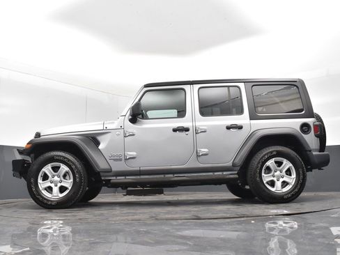 Used 2018 Jeep Wrangler Unlimited Sport S image 21