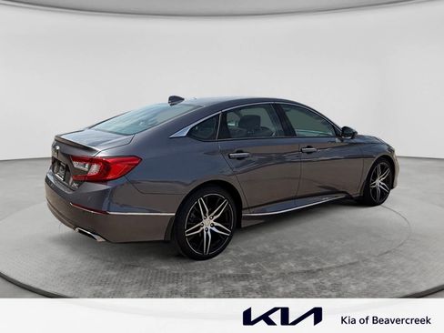Used 2022 Honda Accord Touring image 5
