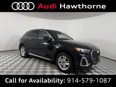 Used 2024 Audi Q5 2.0T Premium w/ Convenience Package AWD/4WD image 1