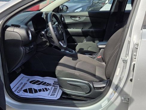 Used 2021 Kia Forte LXS image 12