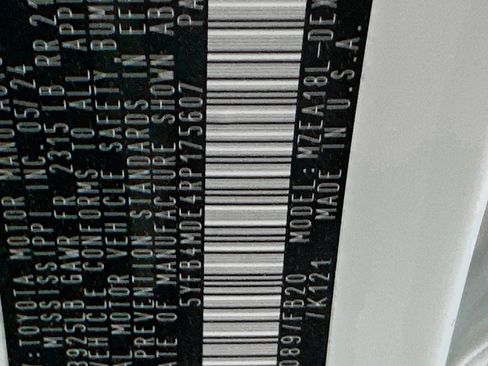 Used 2024 Toyota Corolla LE image 12