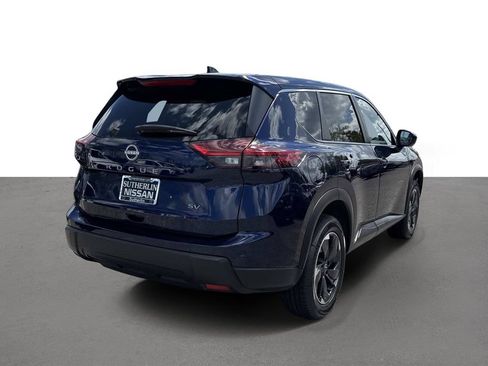 Certified 2024 Nissan Rogue SV FWD image 5