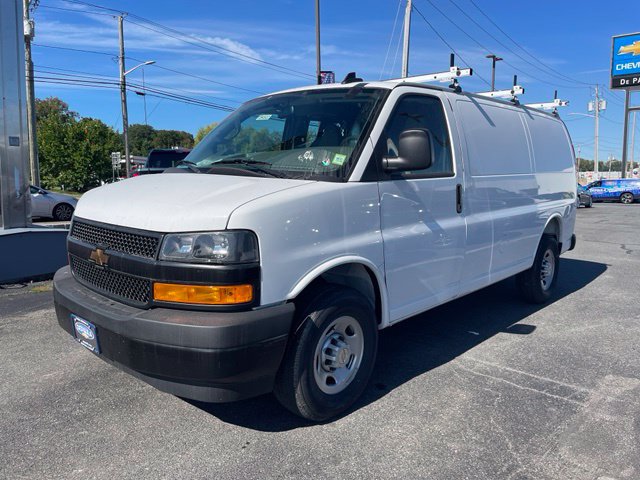 New 2026 Chevrolet Express 2500 w/ Driver Convenience Package RWD image 15