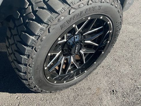 Used 2016 Toyota Tundra SR5 image 12