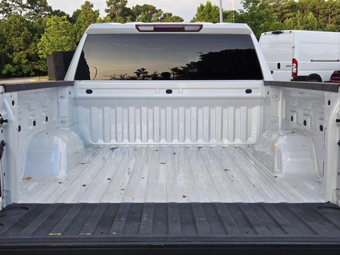 Used 2022 Chevrolet Silverado 1500 RST AWD/4WD image 18