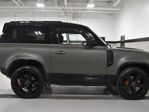 Used 2022 Land Rover Defender 90 X AWD/4WD image 6