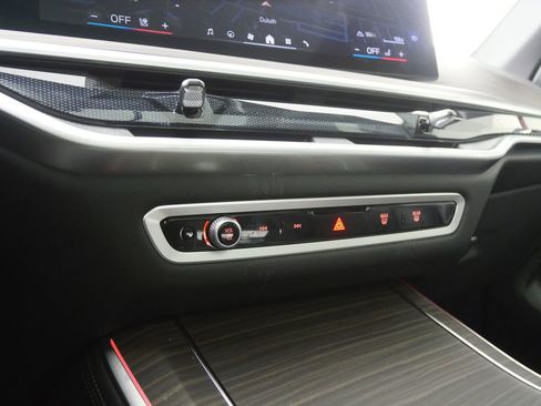 Certified 2025 BMW X5 sDrive40i w/ Premium Package image 27