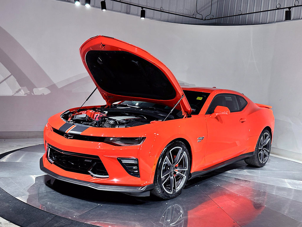 Used 2018 Chevrolet Camaro SS w/ Hot Wheels Edition RWD image 31