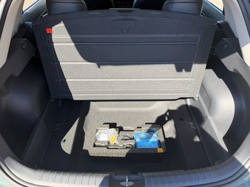 Used 2024 Kia Niro Wind FWD image 33