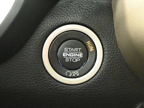 Used 2024 RAM 2500 Laramie AWD/4WD image 31