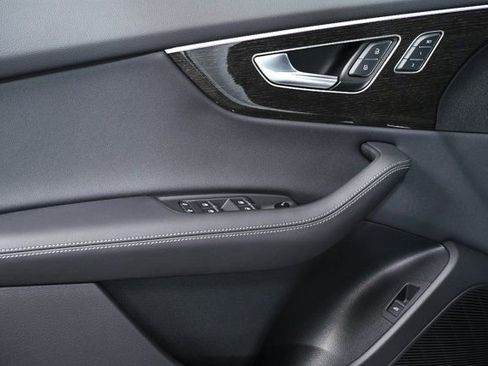 New 2026 Audi Q8 Premium Plus image 6