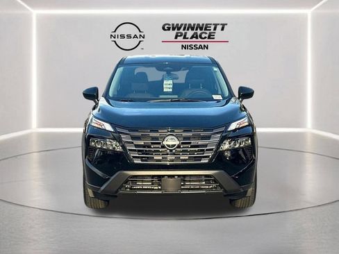New 2026 Nissan Rogue SV FWD image 2