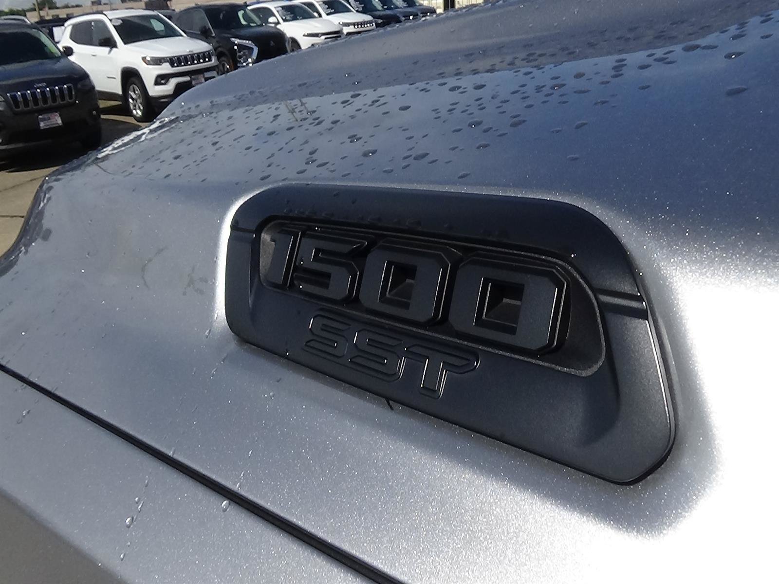Used 2025 RAM 1500 Big Horn AWD/4WD image 13