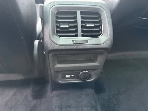 Used 2022 Volkswagen Tiguan SE R-Line FWD image 48