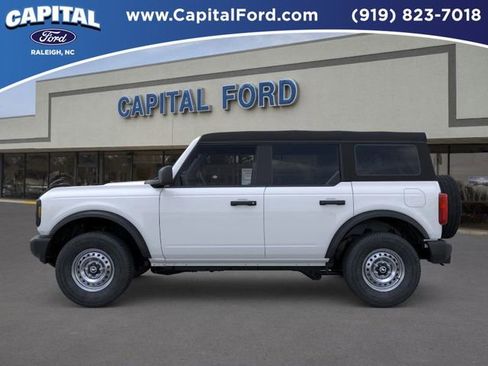 New 2025 Ford Bronco 4-Door AWD/4WD image 3