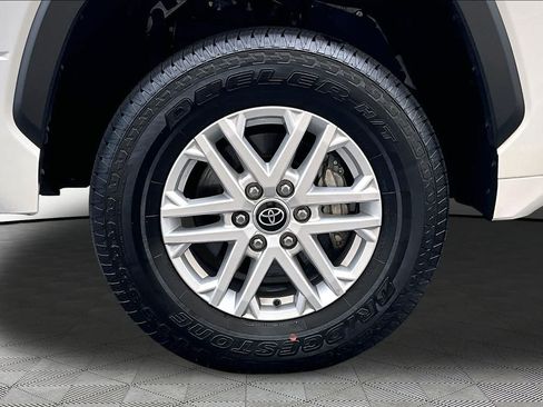Used 2024 Toyota Tundra SR5 w/ SR5 Premium Package AWD/4WD image 11