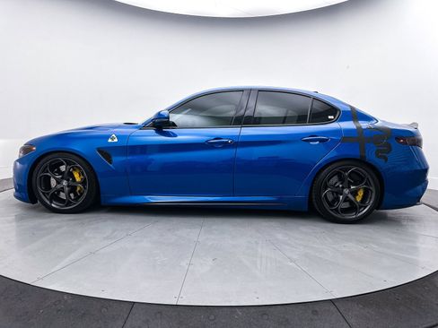 Used 2018 Alfa Romeo Giulia Quadrifoglio w/ Driver Assist Dynamic Package image 42